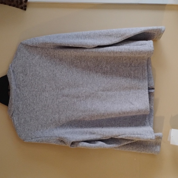 NWT WOMEN'S ZIP UP SWEATER - Picture 2 of 11